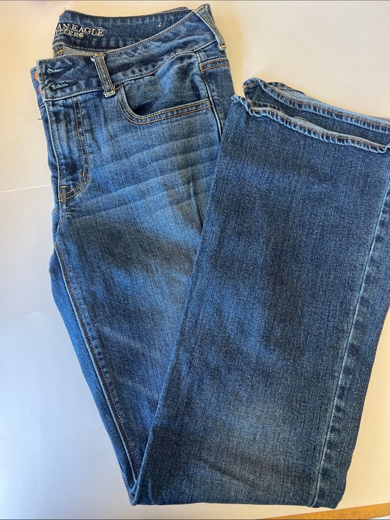 American Eagle Outfitters Denim - American Eagle Outfitters Women’s Boot Cut Jeans - Medium Blue Wash